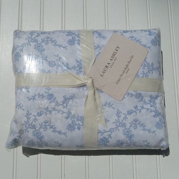 LAURA ASHLEY Queen Sheet Set White Victoria Blue Floral Percale Cotton Ruffled - Picture 10 of 11